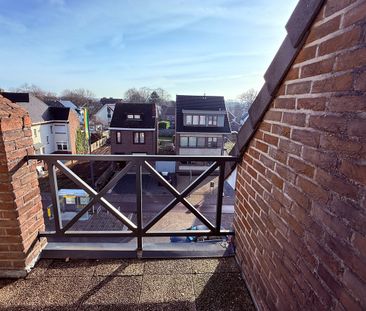 Duplex-appartement met drie slaapkamers en afgesloten garagebox te ... - Photo 1