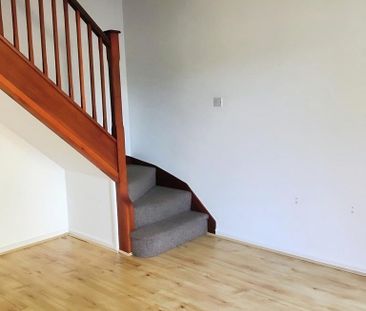 2 bedroom semi-detached house to rent - Photo 4