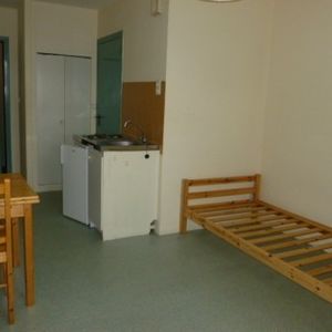 Location Appartement 1 pièce 19m² ARRAS 62000 - Photo 2