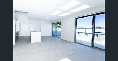 Affordable Modern 3-Bedroom Unit in Bomaderry NSW - Photo 3