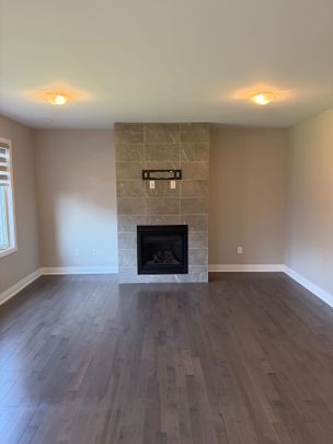 For Lease - 25 Paddington Grove Unit# Upper, Barrie, Ontario - Photo 1