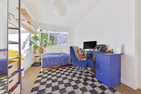 4 bedroom flat to rent - Photo 5