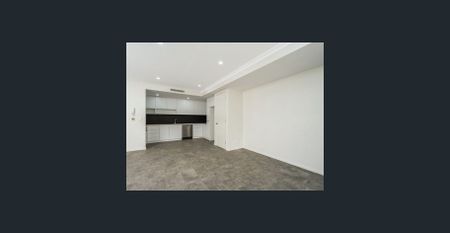 Spacious High Quality Ground Floor Apartment - Photo 3