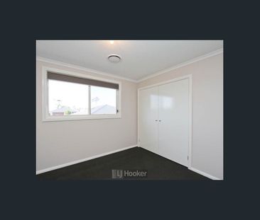 Spacious Family Home with Multiple Living Areas - Photo 4