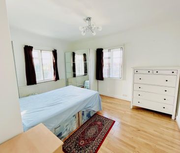 3 bedroom semi-detached house to rent - Photo 6