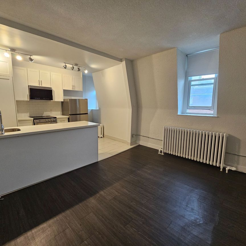 For Lease - 72 Wellesley Street Unit# 203, Toronto, Ontario - Photo 1