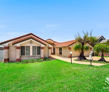 Perfect Family Living in Quiet Street - Photo 5