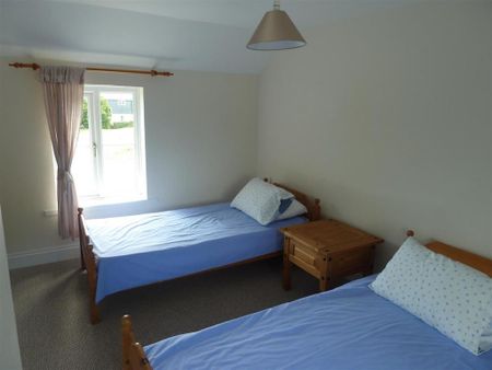 3 bedroom terraced house to rent - Photo 4