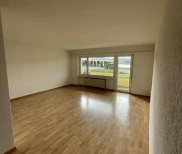 geräumige 3.5-Zimmerwohnung im Hochparterre - mit bester Aussicht a... - Photo 2