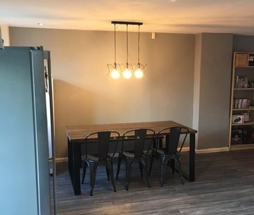 4 Bed Semi-Detached House, Radcliffe Mount, NG2 - Photo 6