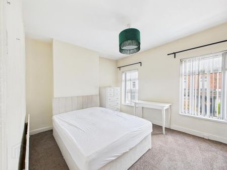 16 Colvil Street, Belfast, BT4 1PS - Photo 5