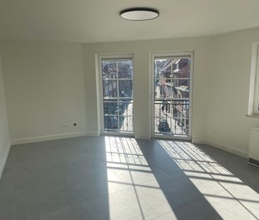 Appartement te huur - Foto 2