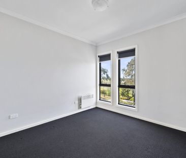 18 Damask Way, Mernda, Vic 3754 - Photo 5