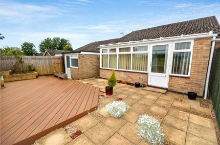 2 bedroom bungalow to rent - Photo 4