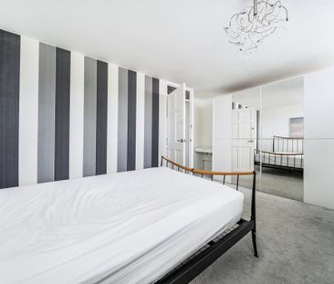 2 bedroom maisonette to rent - Photo 5