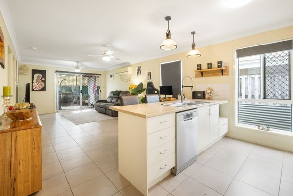 39 Scarborough circuit, Blacks Beach - Photo 1