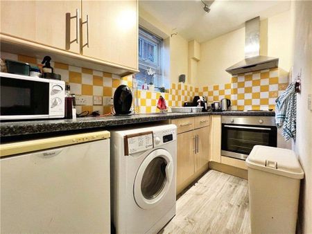 1 bedroom apartment to rent - Photo 2