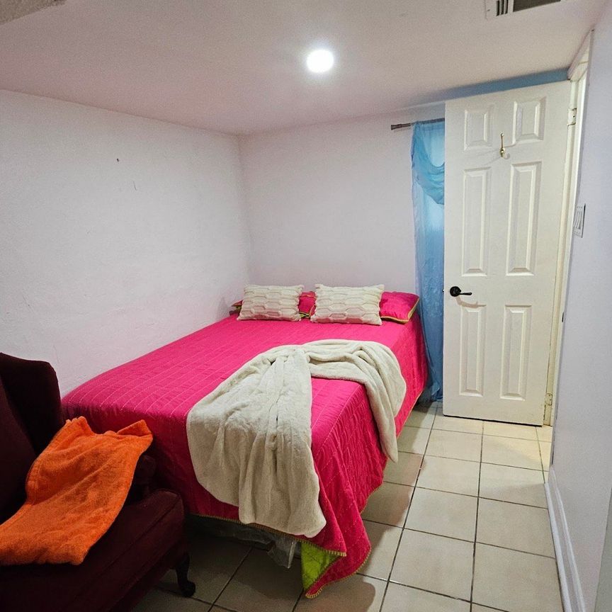 For Lease - 165 Regent Road Unit# Basement, Toronto, Ontario - Photo 1