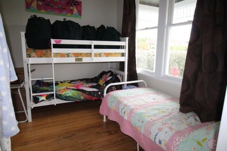 Charming Villa - Photo 4