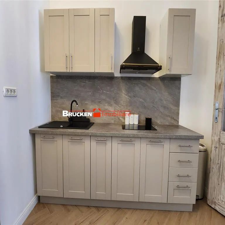 Apartament modern cu 2 camere si parcare privata, situat pe Alecsandri - Fotografie 1