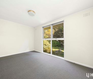 27 Wangara Street, Aranda ACT, Belconnen - Photo 2