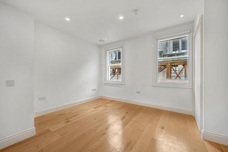 3 bedroom apartment to rent - Photo 4