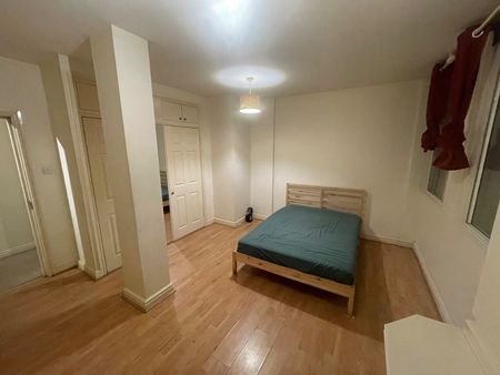 3 Bed Flat, Oxford Road, M1 - Photo 5