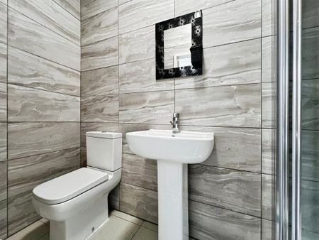 3 bedroom apartment to rent - Photo 5