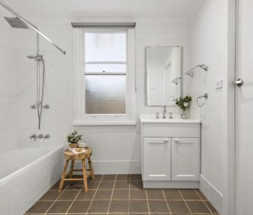 3 Bedroom Home - Photo 3