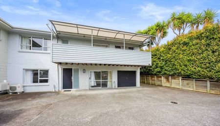 4 Bedroom plus Office / Rumpus- Walking Dista... - Photo 5