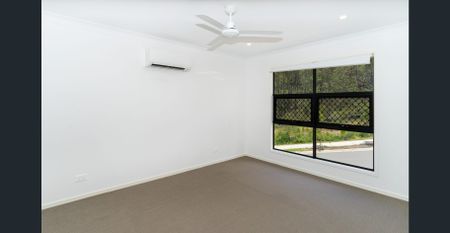 4 Bedroom Family Home located in Springfield Rise - Available January 2026! - Photo 3