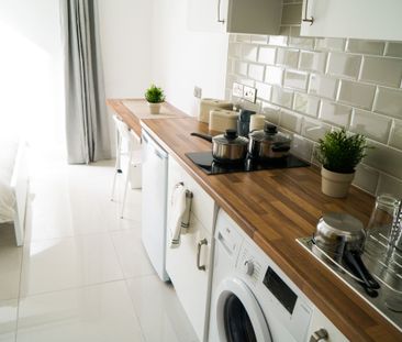 Flat 69, Samara Plaza, LS2 9DU, Leeds - Photo 2