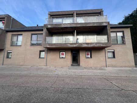 Gelijkvloers 2-slpk app met terras en garage in Alken - Photo 4