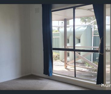 3 BEDROOM AND GARAGE - Photo 3