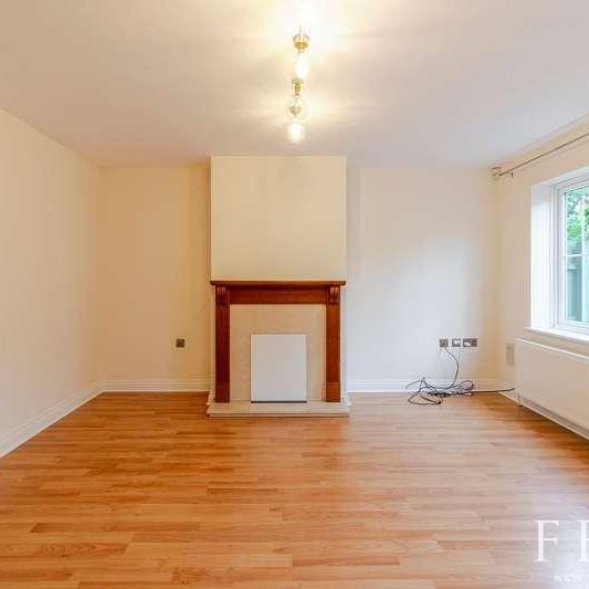 Saddlers Close, Fordingbridge, SP6 - Photo 1