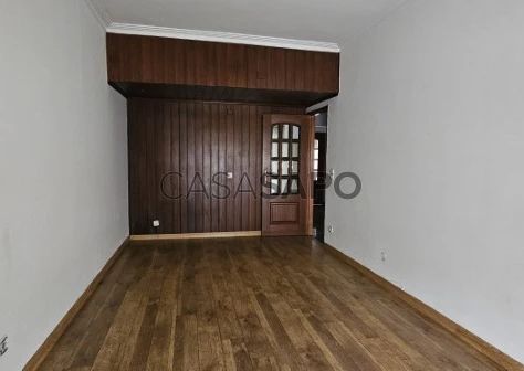 Apartamento T3 para alugar em Almada