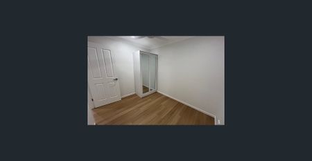 SPACIOUS HOME IN A GREAT LOCATION - Photo 4