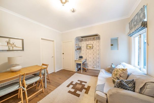 1 bedroom flat to rent - Photo 1