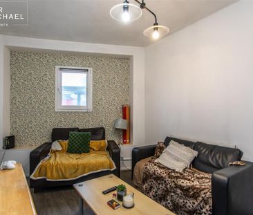 5 bedroom terraced house to rent - Photo 1