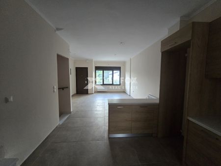 Ενοικιάζεται ευρύχωρη μεζονέτα 130 τ.μ. στο Ωραιόκαστρο με ανοιχτωσιά - Photo 2
