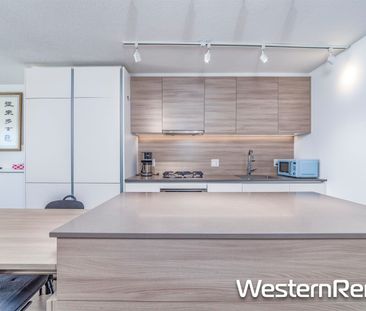 988 Quayside Drive #11F, New Westminster, BC V3M0L5 - Photo 4