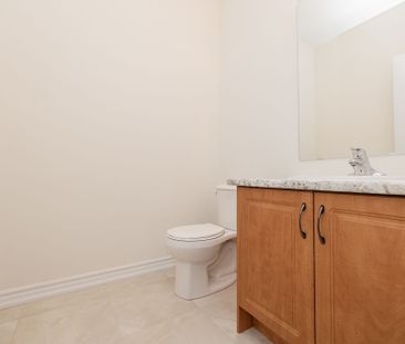 For Lease - 45 Tamworth Terrace, Barrie, Ontario - Photo 3