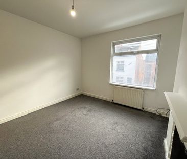 2 Bed Terraced House, Cecilia Road, LE2 - Photo 3