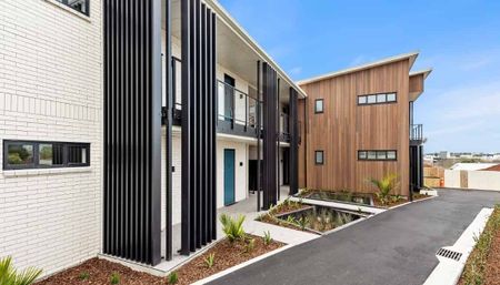 Great CBD Location Close to Hospital - Photo 4