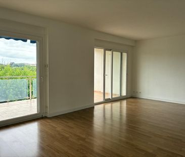 Location Appartement 3 pièces 71m² GUILHERAND GRANGES 07500 - Photo 2