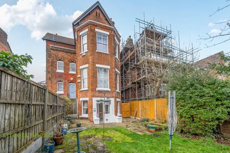 Church Road, London, SE19 - Photo 3