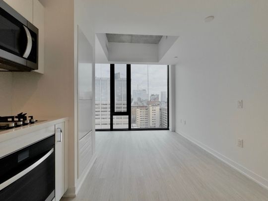 For Lease - 195 McCaul Street Unit# 1707, Toronto, Ontario - Photo 1
