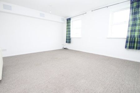 Chichester 1 bedroom flat to rent - Photo 4