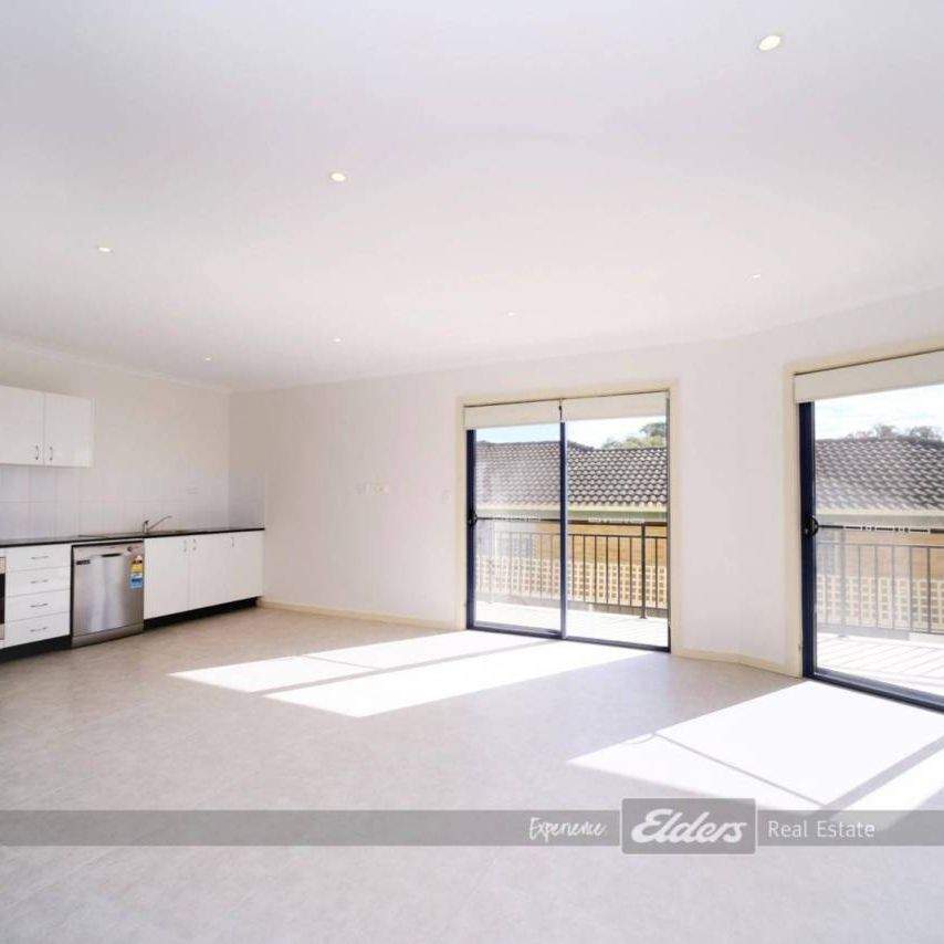 3 BEDROOM UNIT FOR RENT - Photo 1