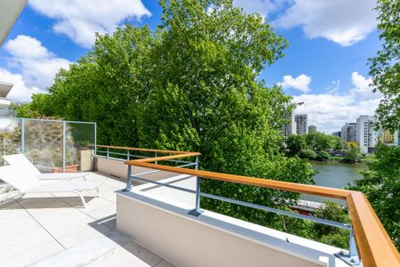 Superbe duplex avec 3 chambres, terrasse et vue Loire - Photo 5